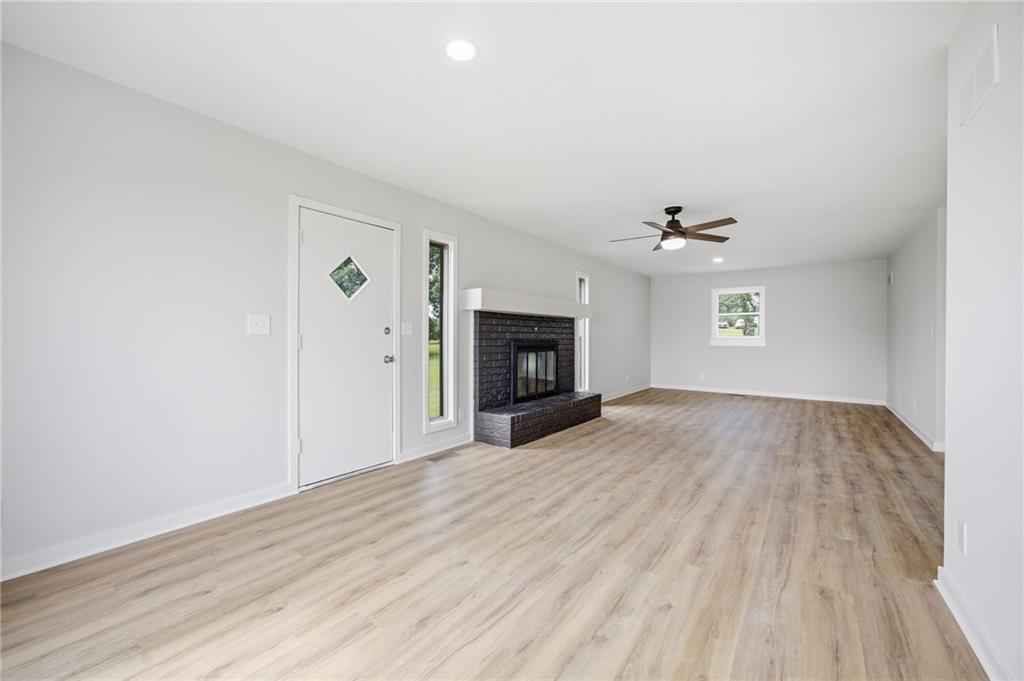 16101 Cantrell Road Bonner Springs, KS 66012 - Photo 16 of 56