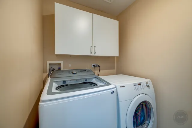 $2,650 | 4055 Blackstone Drive, Unit 4055, Aurora, IL 60504