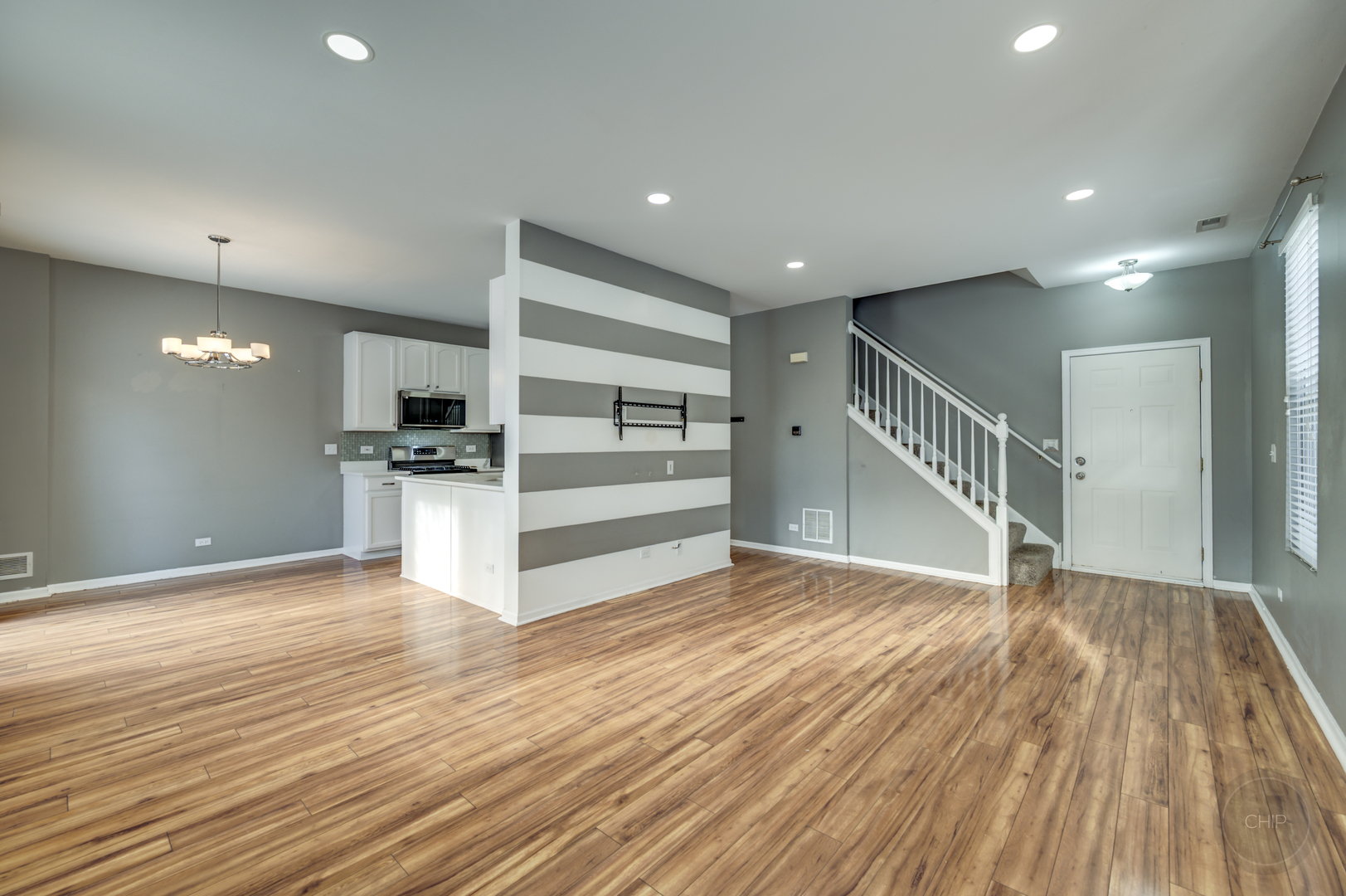 4055 Blackstone Drive, Unit 4055 Aurora, IL 60504 - Photo 5 of 43 a view of kitchen with cabinets and stainless steel appliances