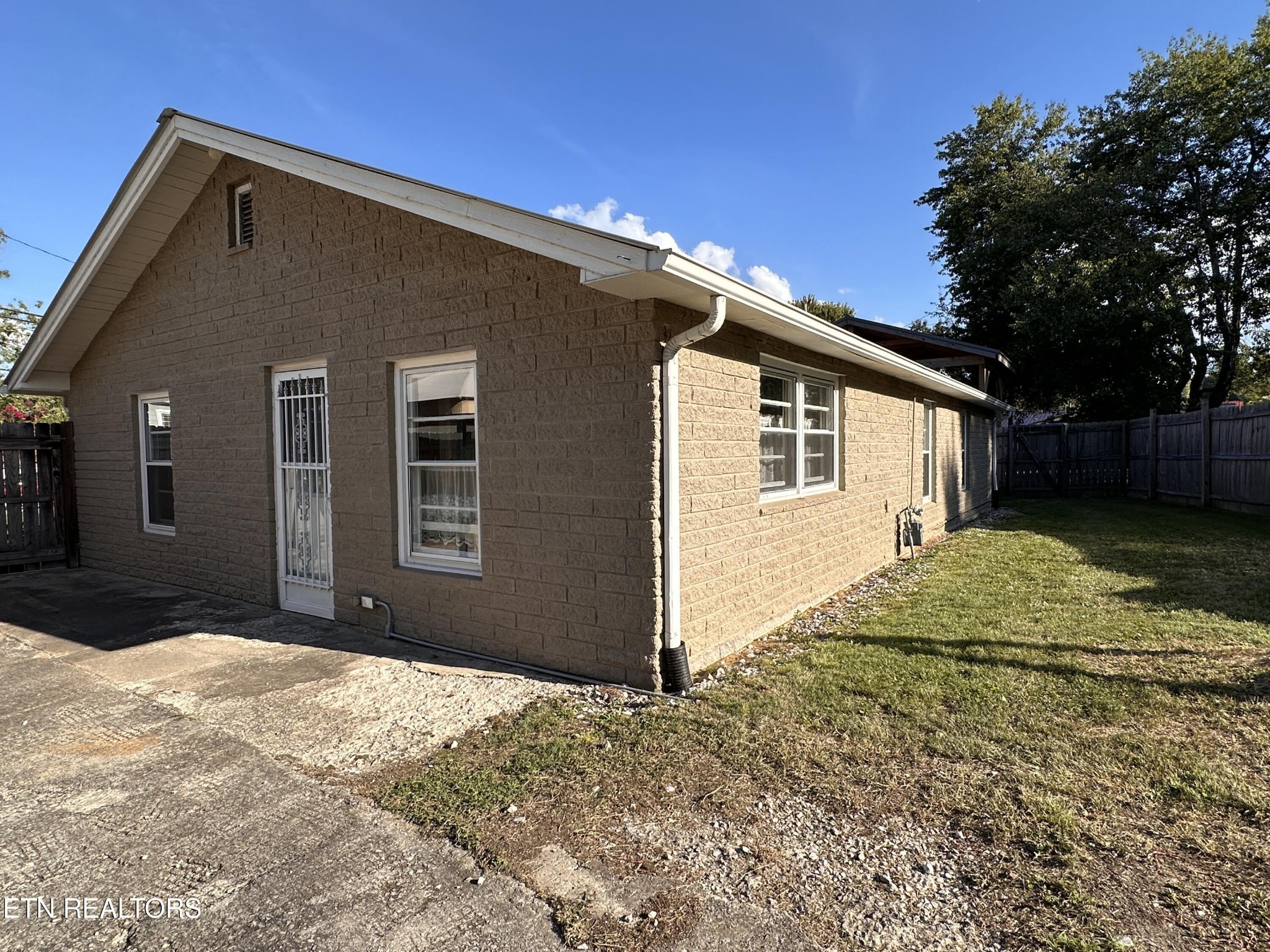 235 Rugby Avenue Jamestown, TN 38556 - Photo 25 of 28