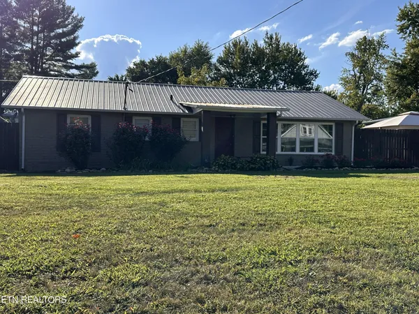 $199,900 | 235 Rugby Avenue, Jamestown, TN 38556