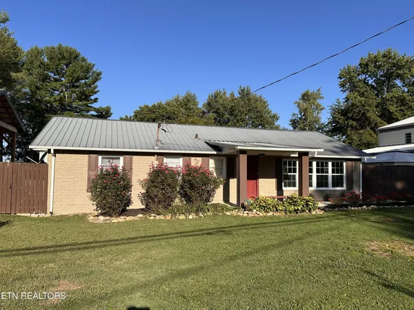 $199,900 | 235 Rugby Avenue, Jamestown, TN 38556