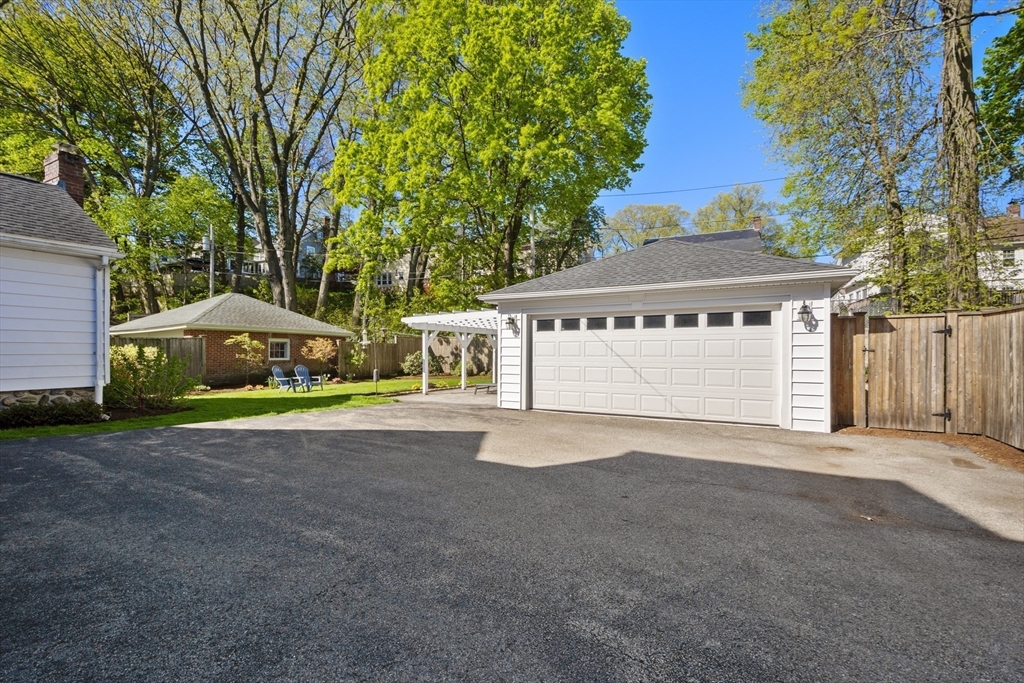 117 Coolidge Road Worcester, MA 01602 - Photo 5 of 14 Gallery Image 5
