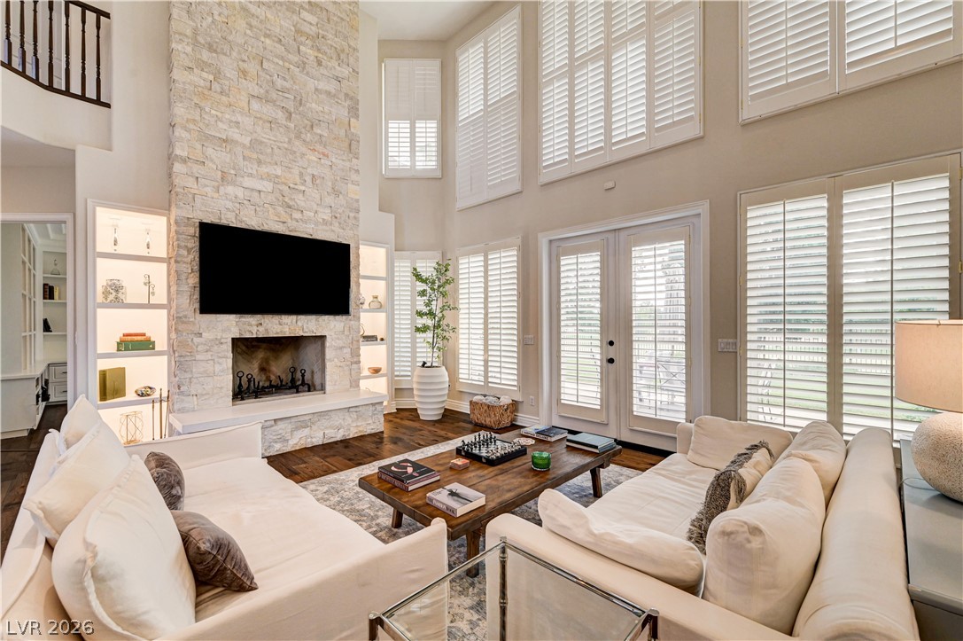 8901 Robinson Ridge Drive Las Vegas, NV 89117 - Photo 13 of 94