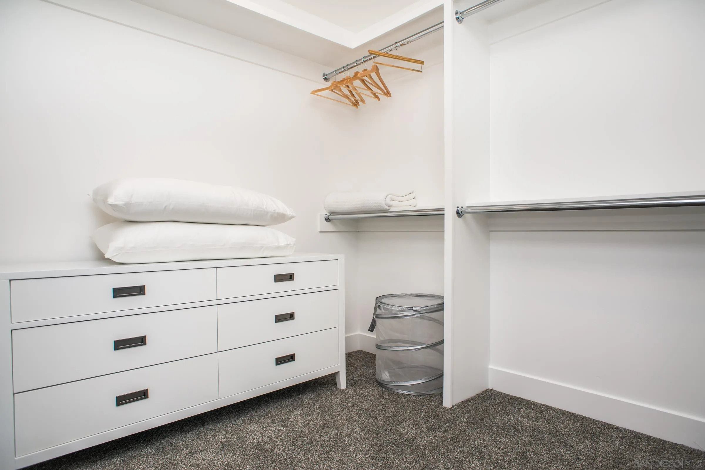 129 West Jason Street Encinitas, CA 92024 - Photo 37 of 44