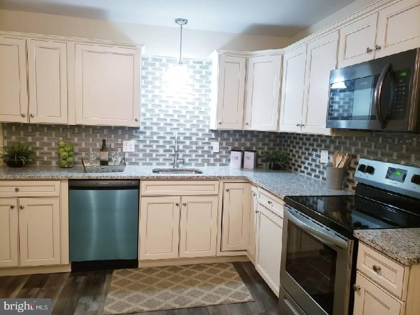 102 Garrett Road Newark, DE 19713 - Photo 5 of 11 Gallery Image 5