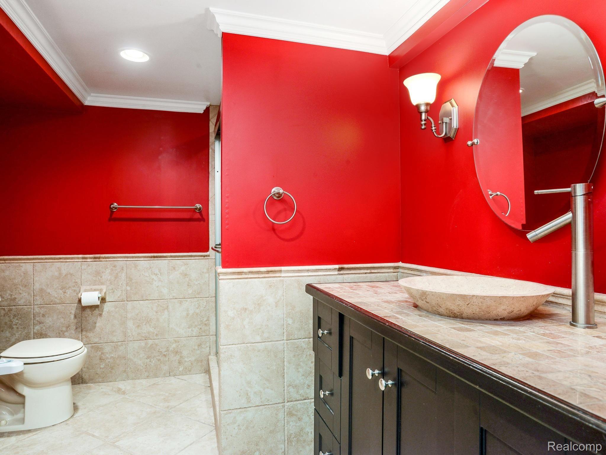 30727 Bradmore Road Warren, MI 48092 - Photo 24 of 29 Lower level full bath