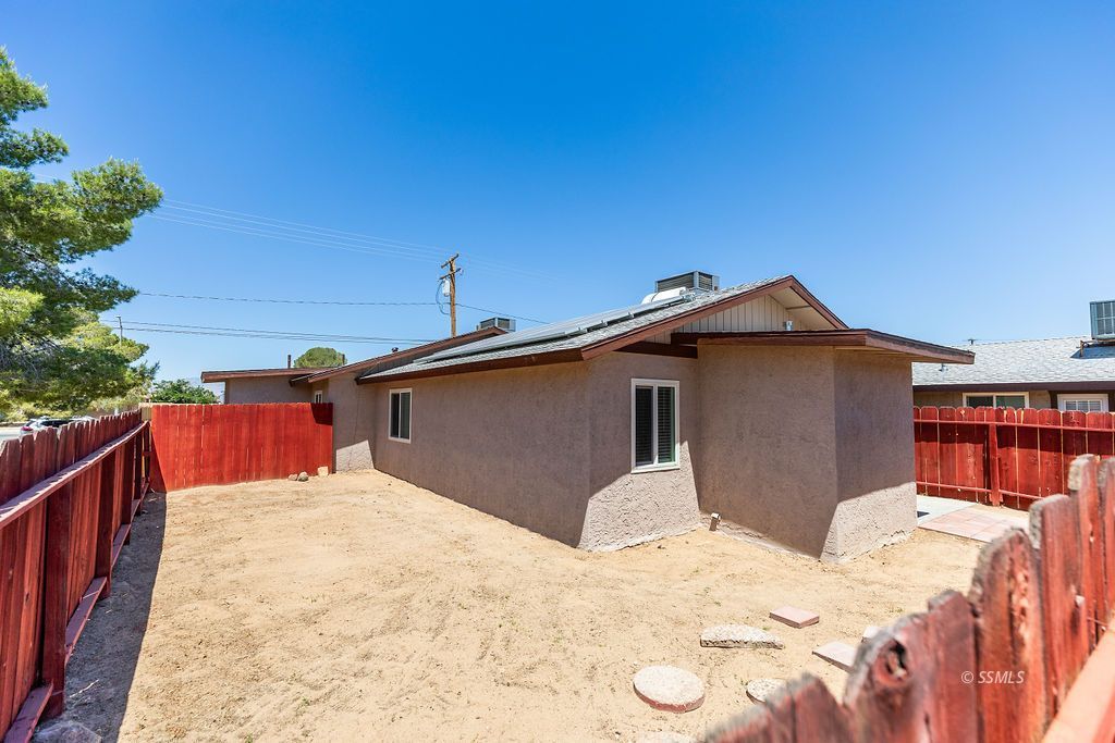 118 North Gateway Boulevard Ridgecrest, CA 93555 - Photo 26 of 32 Gallery Image 26