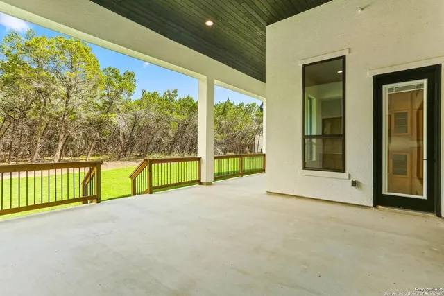 $1,099,900 | 22424 Hastings Mesa, Garden Ridge, TX 78266