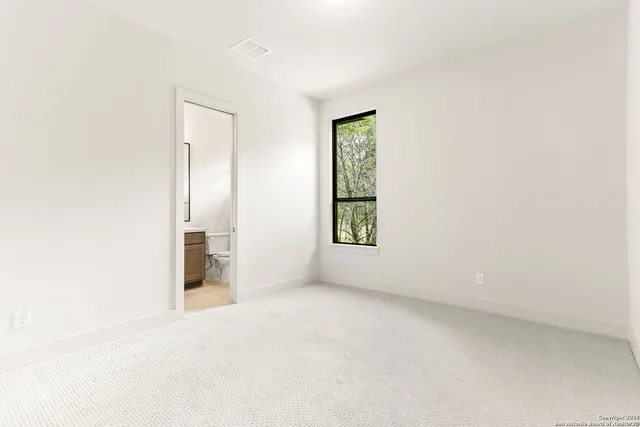 $1,099,900 | 22424 Hastings Mesa, Garden Ridge, TX 78266