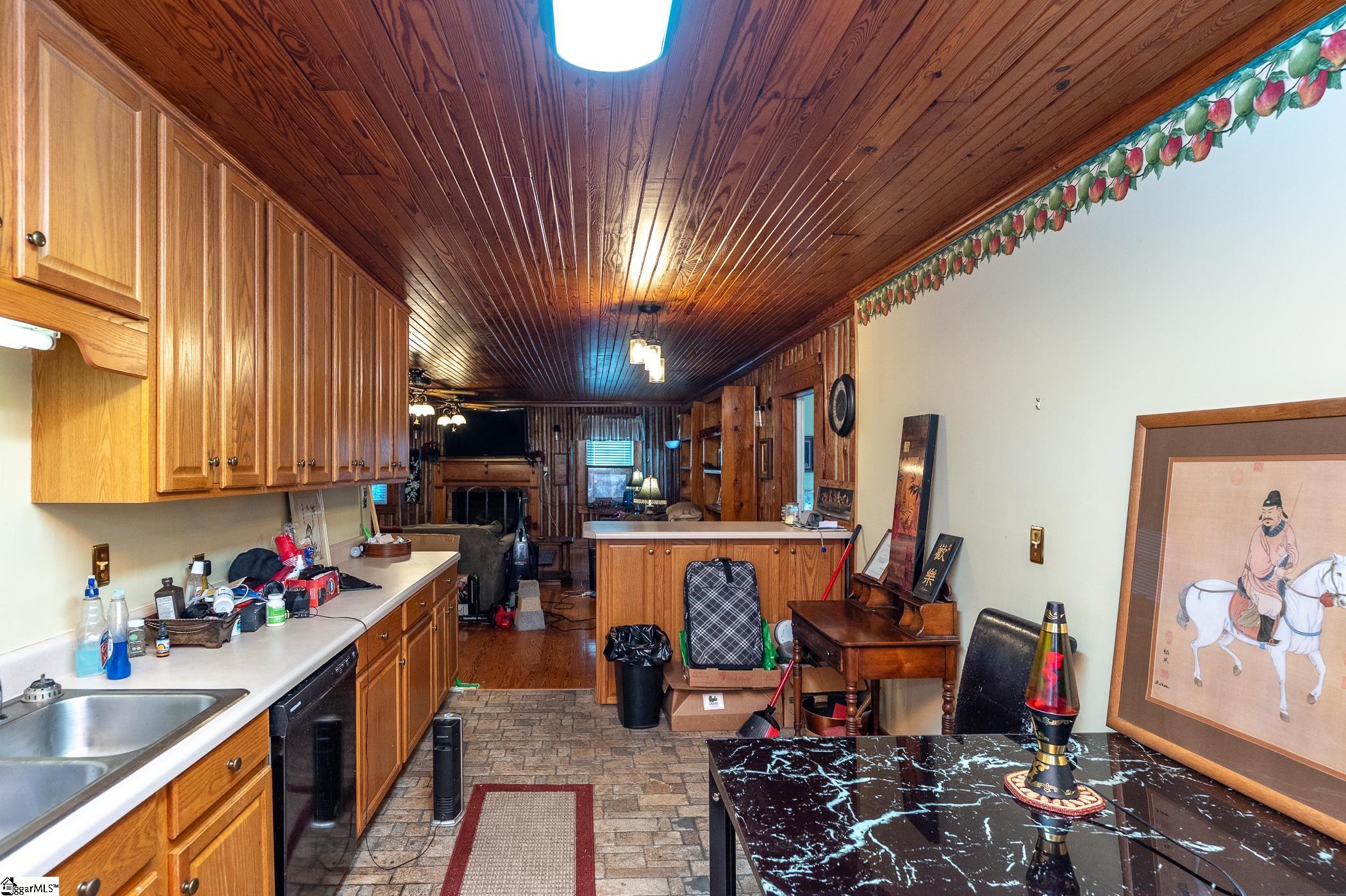 900 Lakeside Drive Anderson, SC 29621 - Photo 16 of 29