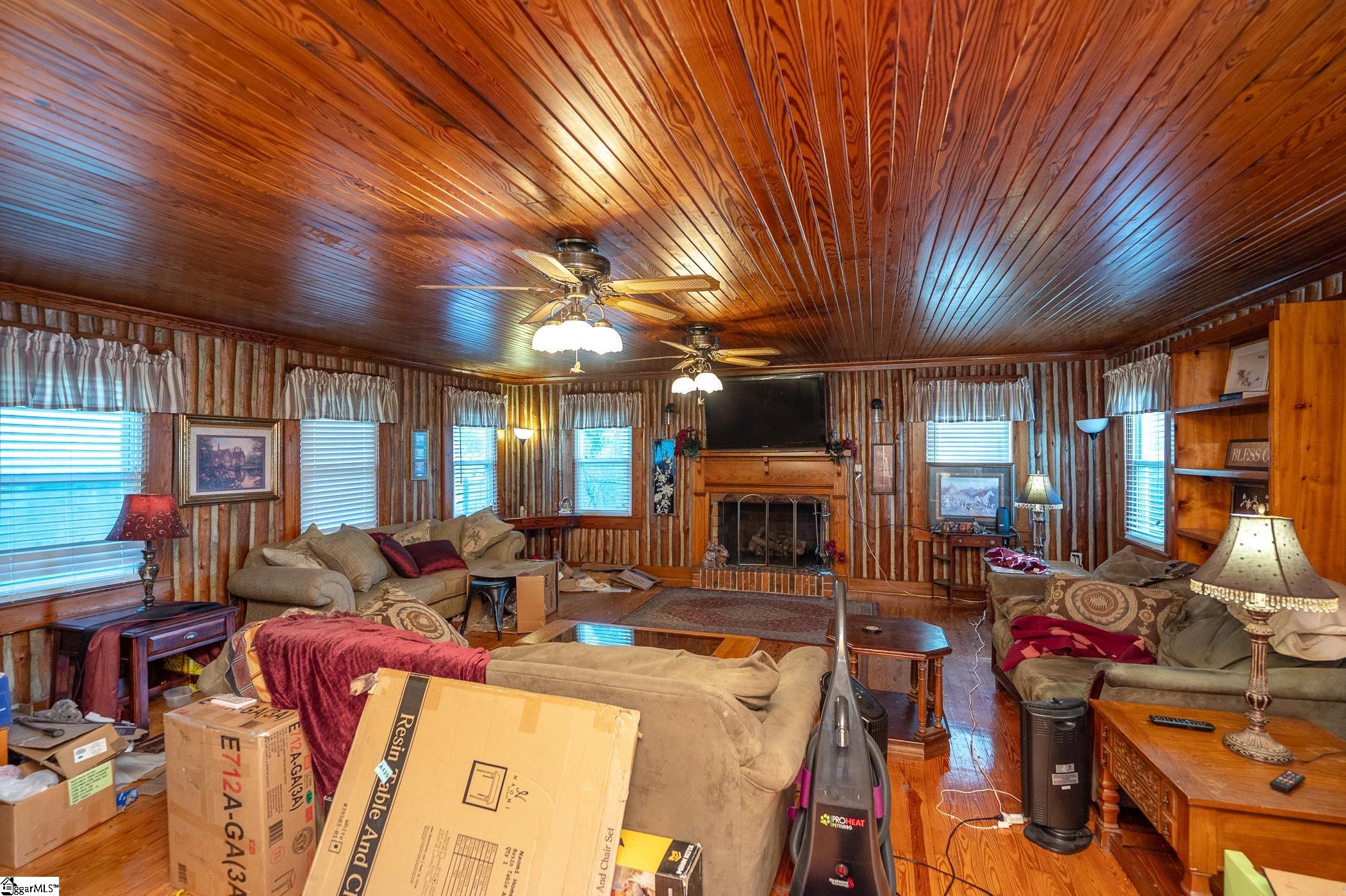 900 Lakeside Drive Anderson, SC 29621 - Photo 17 of 29