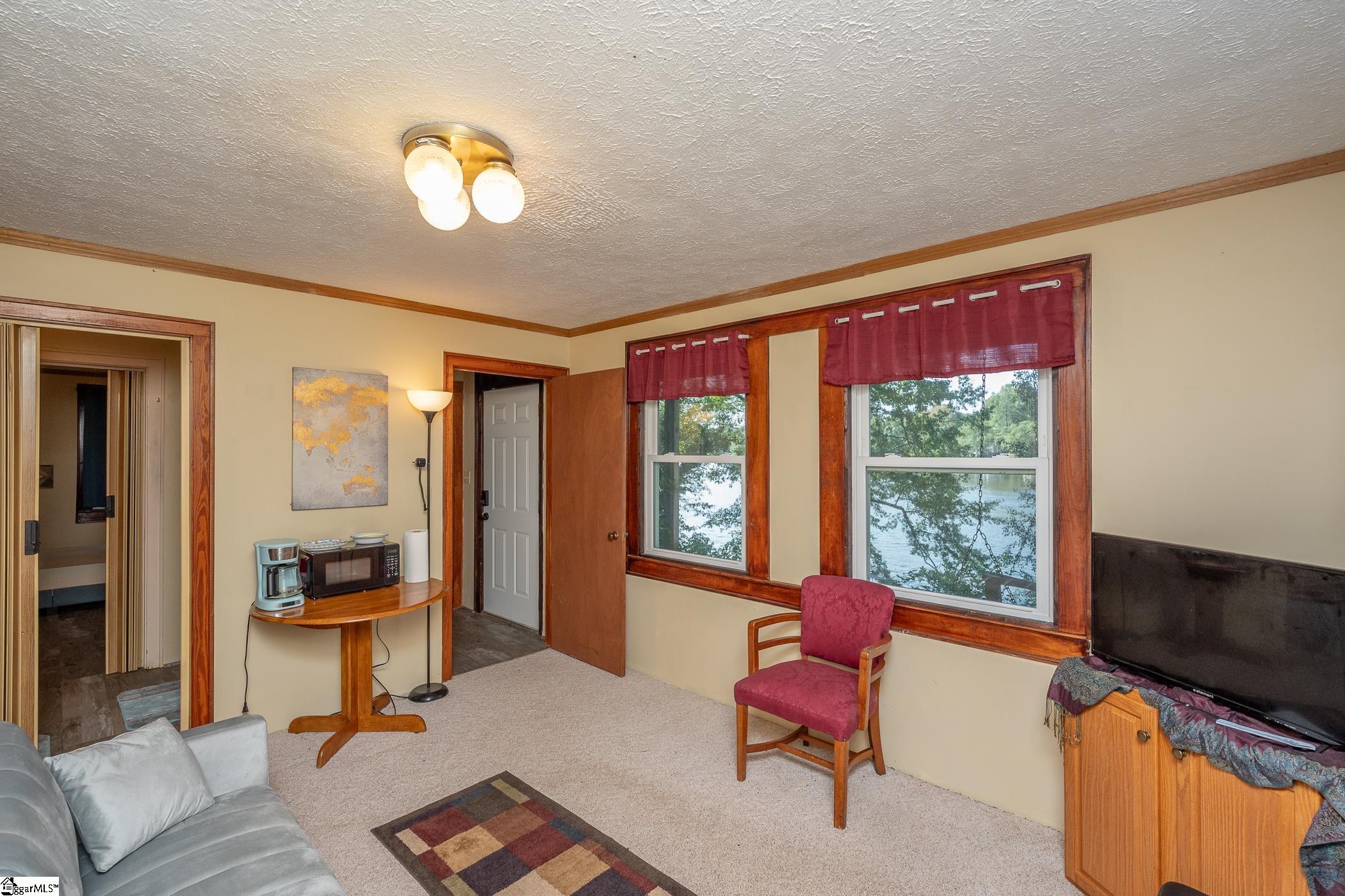 900 Lakeside Drive Anderson, SC 29621 - Photo 5 of 29