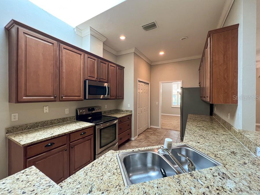 7509 Southwest 86th Way Gainesville, FL 32608 - Photo 10 of 34 Gallery Image 10