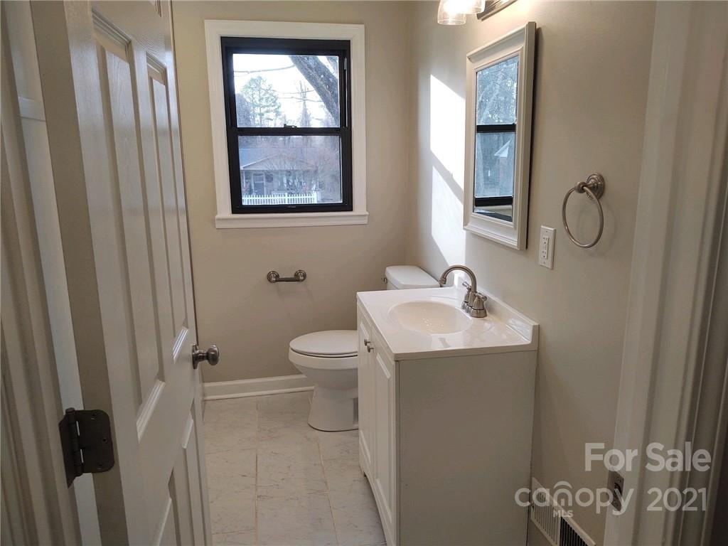 807 Tryon Street Shelby, NC 28150 - Photo 3 of 12 Gallery Image 3