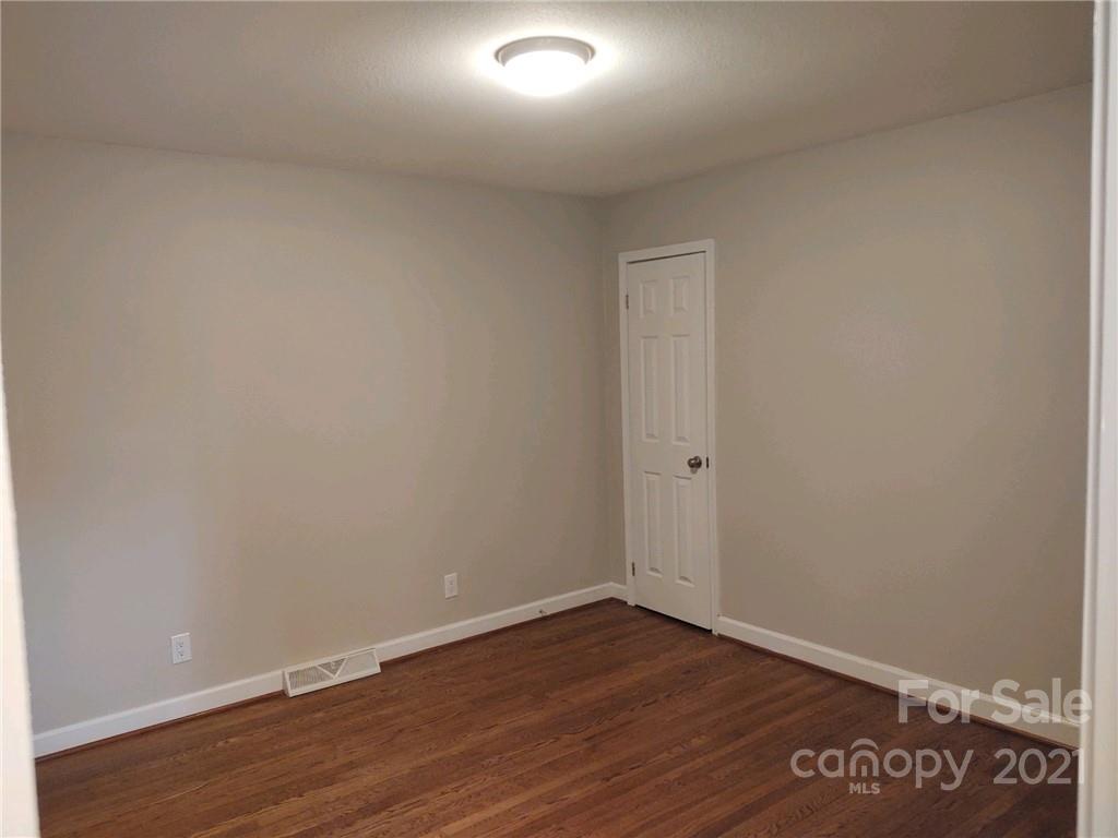 807 Tryon Street Shelby, NC 28150 - Photo 9 of 12 Gallery Image 9