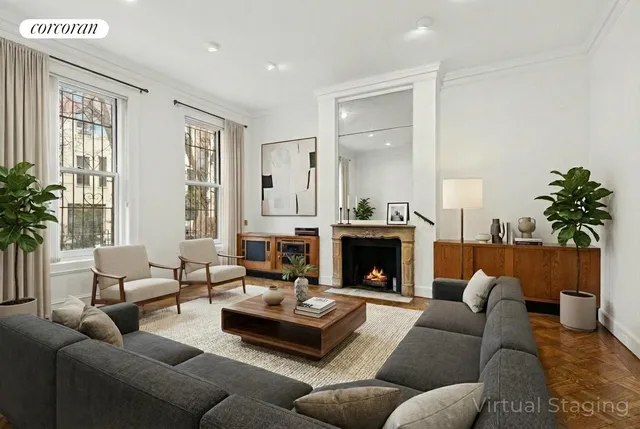 a picture of a floor plan