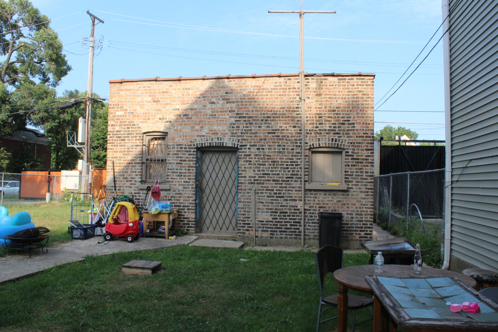 4805 South Elizabeth Street Chicago, IL 60609 - Photo 3 of 12