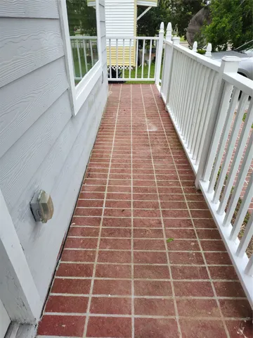 $1,175 | 527 West 6th Street, Freeport, TX 77541