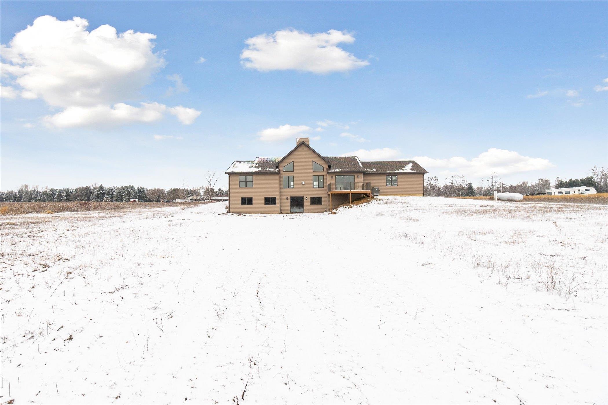 790 East Beard Road Perry, MI 48872 - Photo 42 of 54 50096280-41.JPG