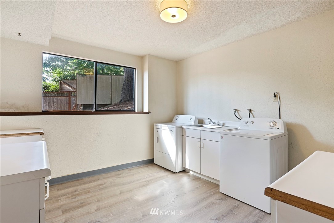 14911 164th Place Southeast Renton, WA 98059 - Photo 30 of 30 Gallery Image 30