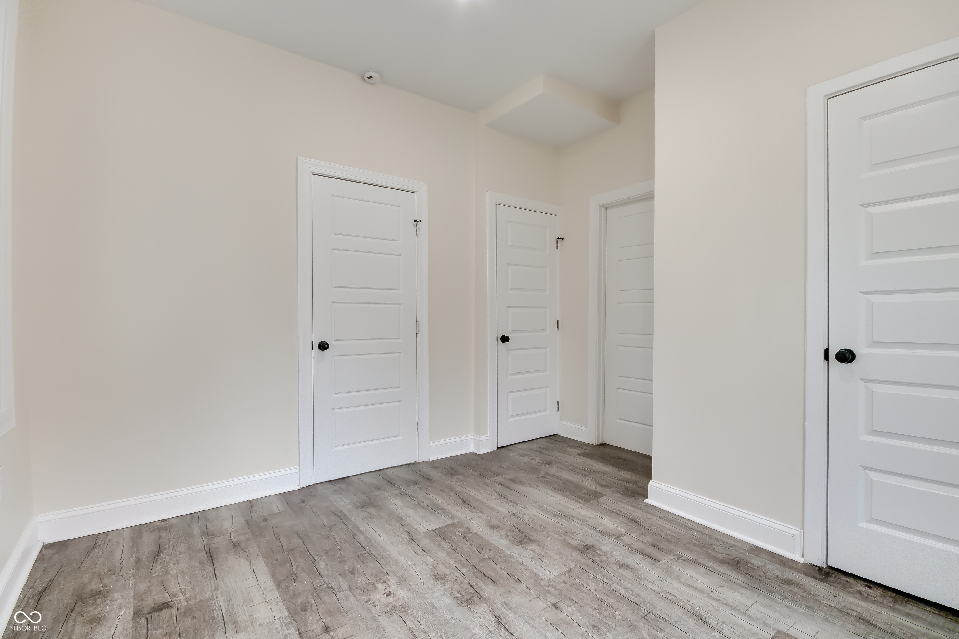 19 North Ritter Avenue Indianapolis, IN 46219 - Photo 12 of 42