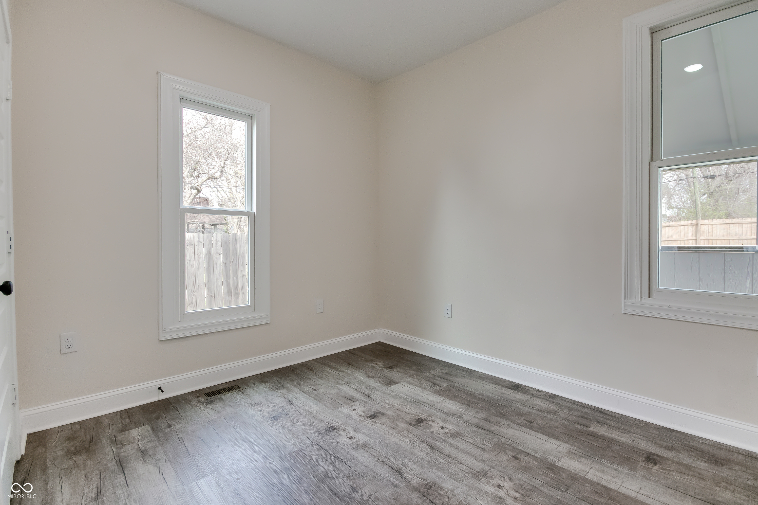 19 North Ritter Avenue Indianapolis, IN 46219 - Photo 13 of 42