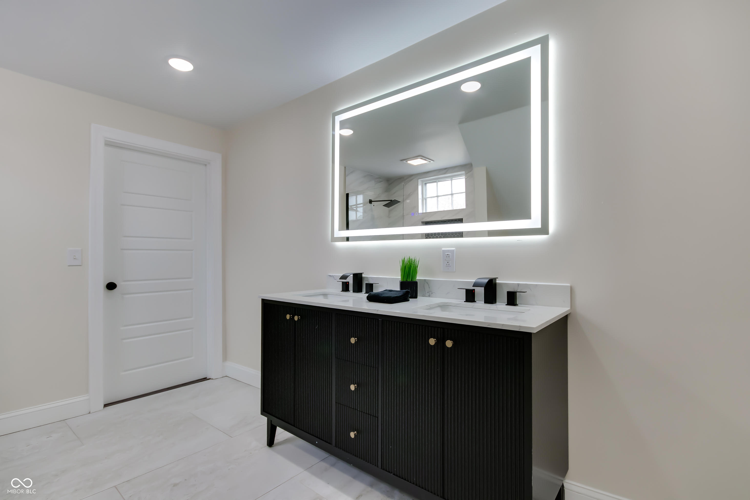 19 North Ritter Avenue Indianapolis, IN 46219 - Photo 20 of 42