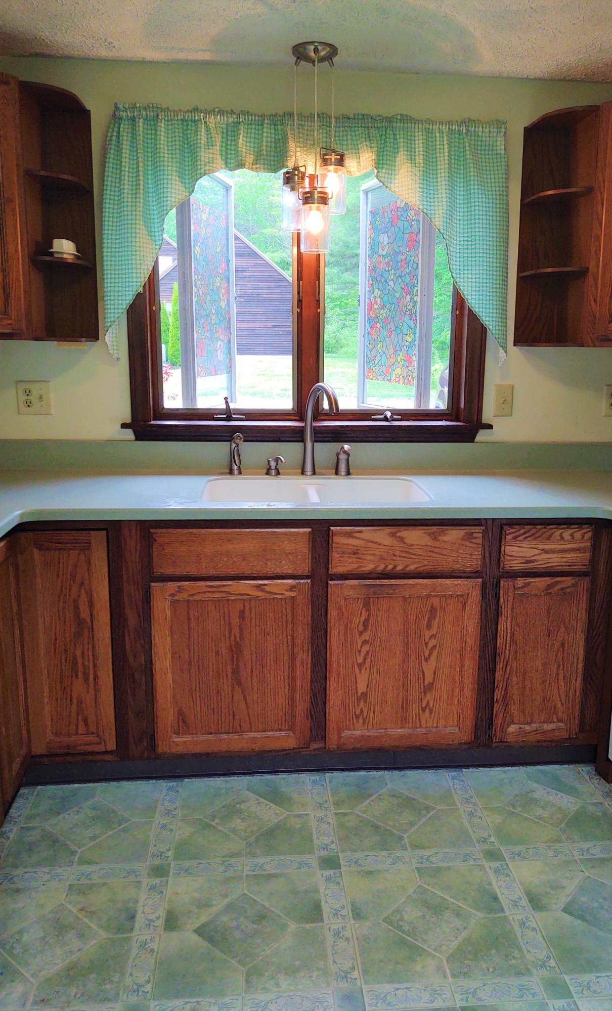 46 Cluf Bay Road, Unit 46 Brunswick, ME 04011 - Photo 13 of 36 Kitchen2