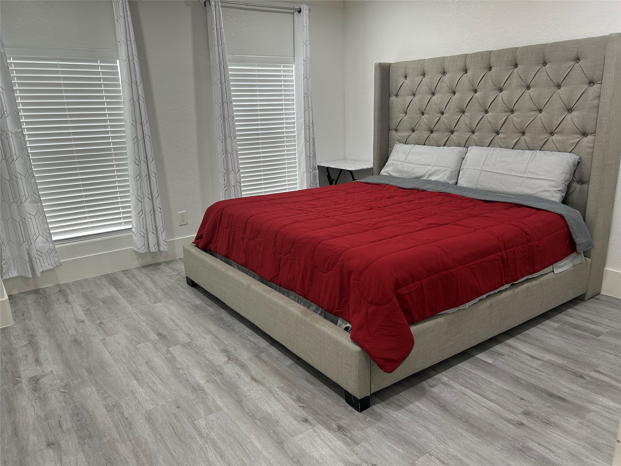 16346 St Helena Way Houston, TX 77053 - Photo 19 of 33 BEDROOM
