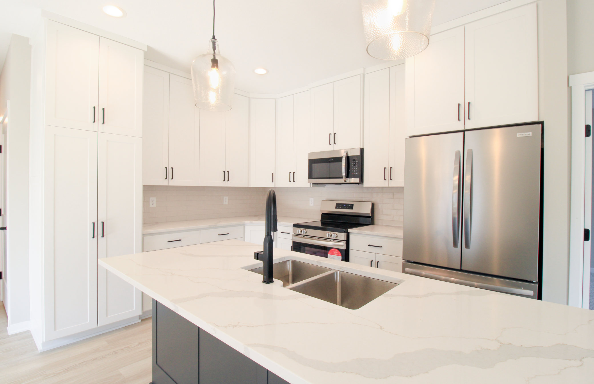 864 Bucknell Lane Southeast Stewartville, MN 55976 - Photo 5 of 13