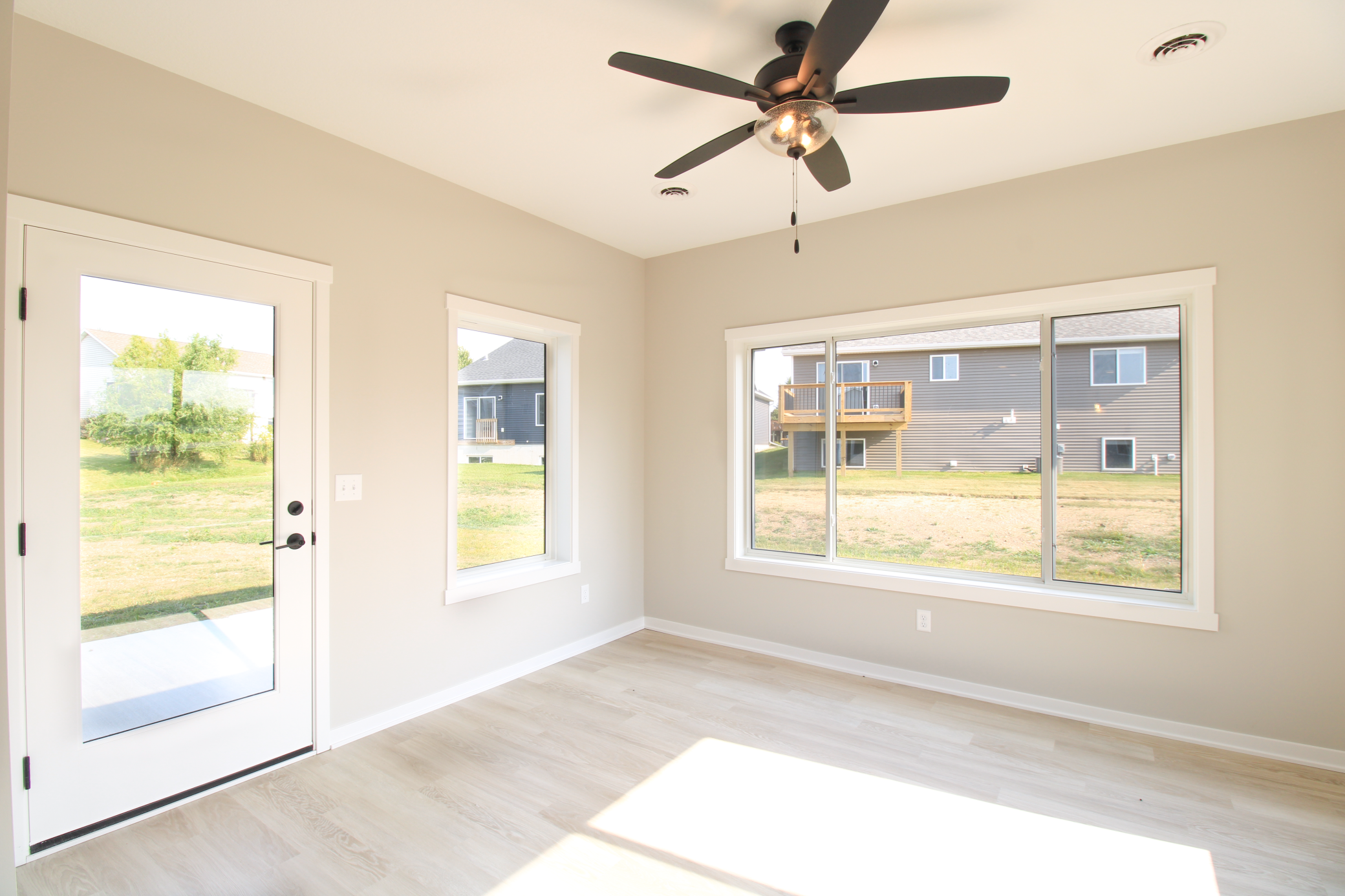 864 Bucknell Lane Southeast Stewartville, MN 55976 - Photo 7 of 13