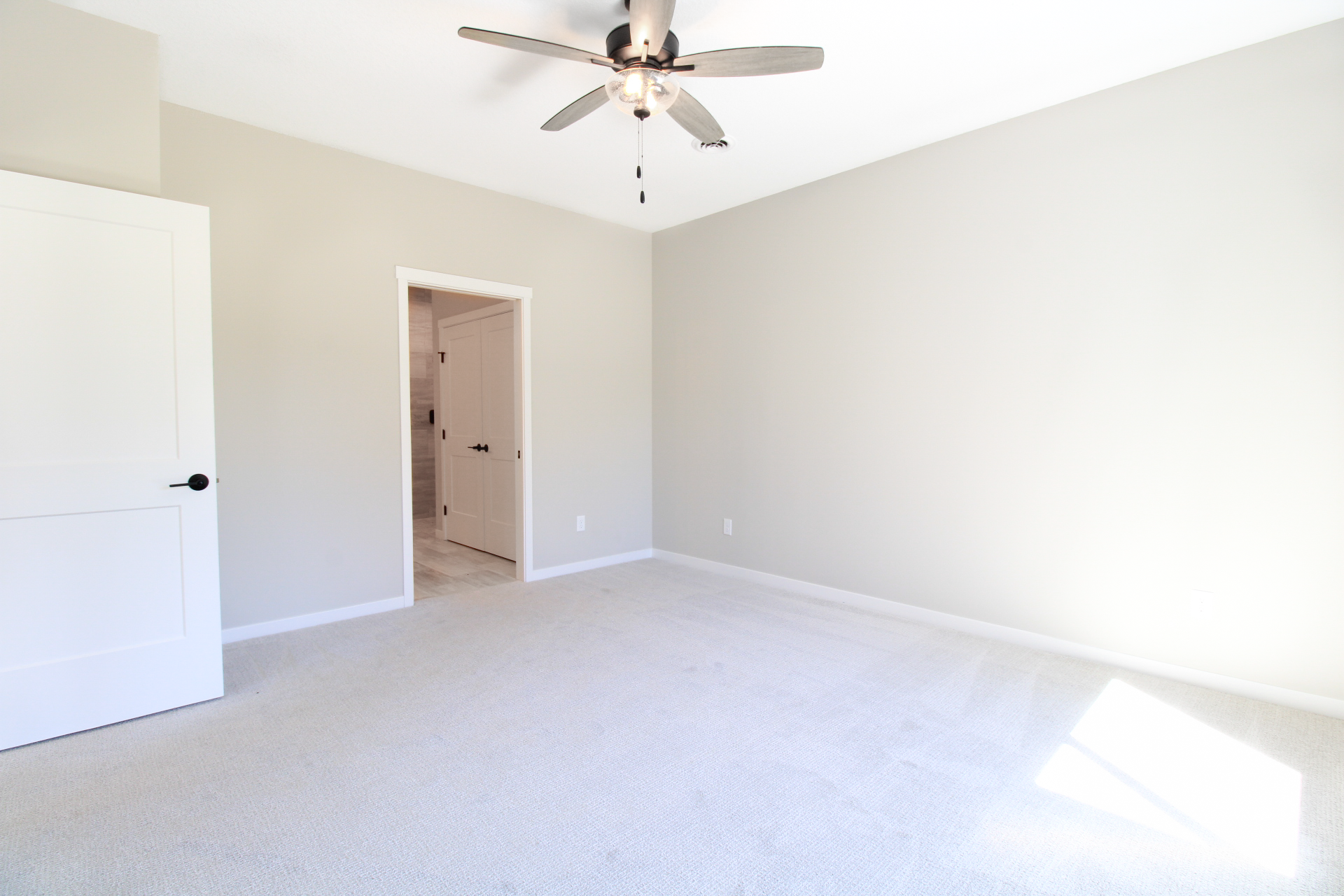 864 Bucknell Lane Southeast Stewartville, MN 55976 - Photo 9 of 13