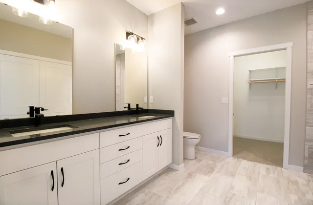 $489,900 | 864 Bucknell Lane Southeast, Stewartville, MN 55976