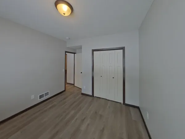 $3,409 | 16043 Estate Lane, Lakeville, MN 55044