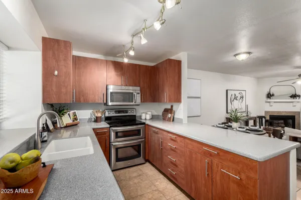 $270,000 | 921 West University Drive, Unit 1232, Mesa, AZ 85201