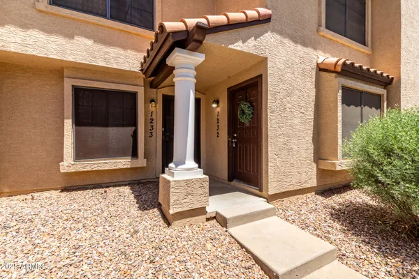 $270,000 | 921 West University Drive, Unit 1232, Mesa, AZ 85201