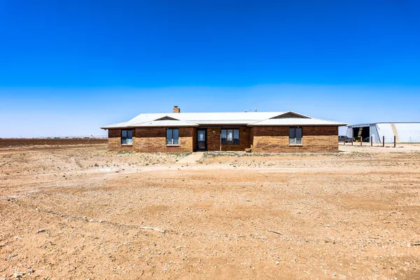 $300,000 | 1360 County Road 13, Tahoka, TX 79373