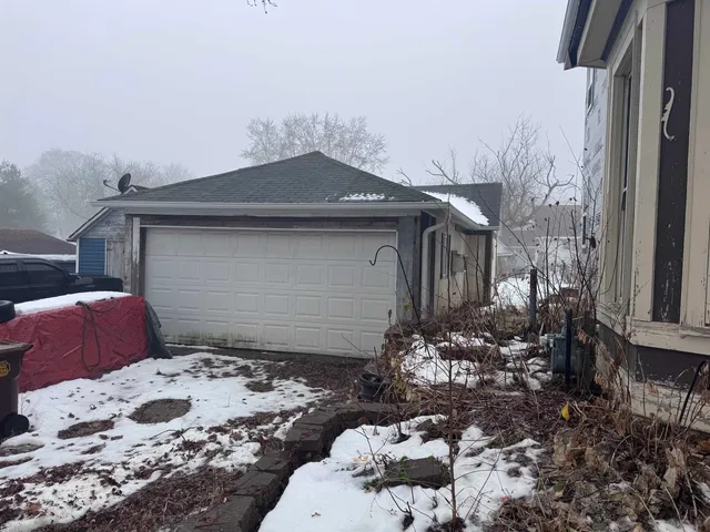 $85,000 | 8976 North Main Street, Leaf River, IL 61047