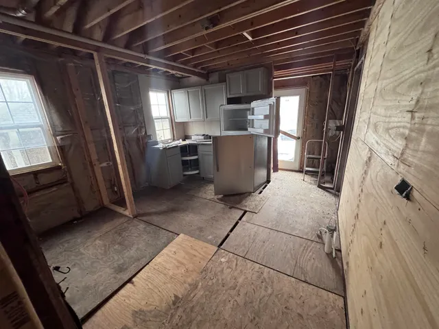 a view of utility room