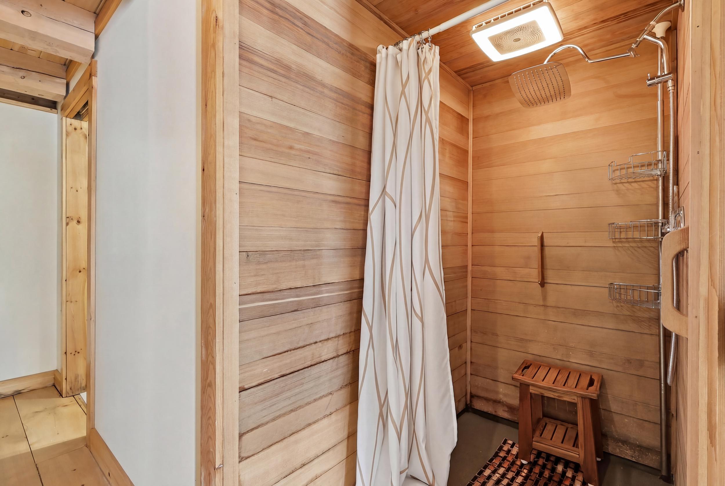 116 Rogers Road Kittery, ME 03904 - Photo 13 of 47 11_breauxmediaco_007