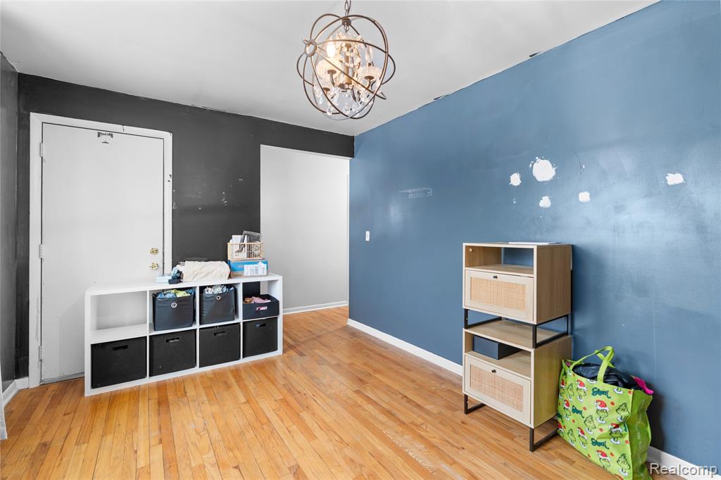 1397 Roat Court Burton, MI 48509 - Photo 21 of 46 Gallery Image 21