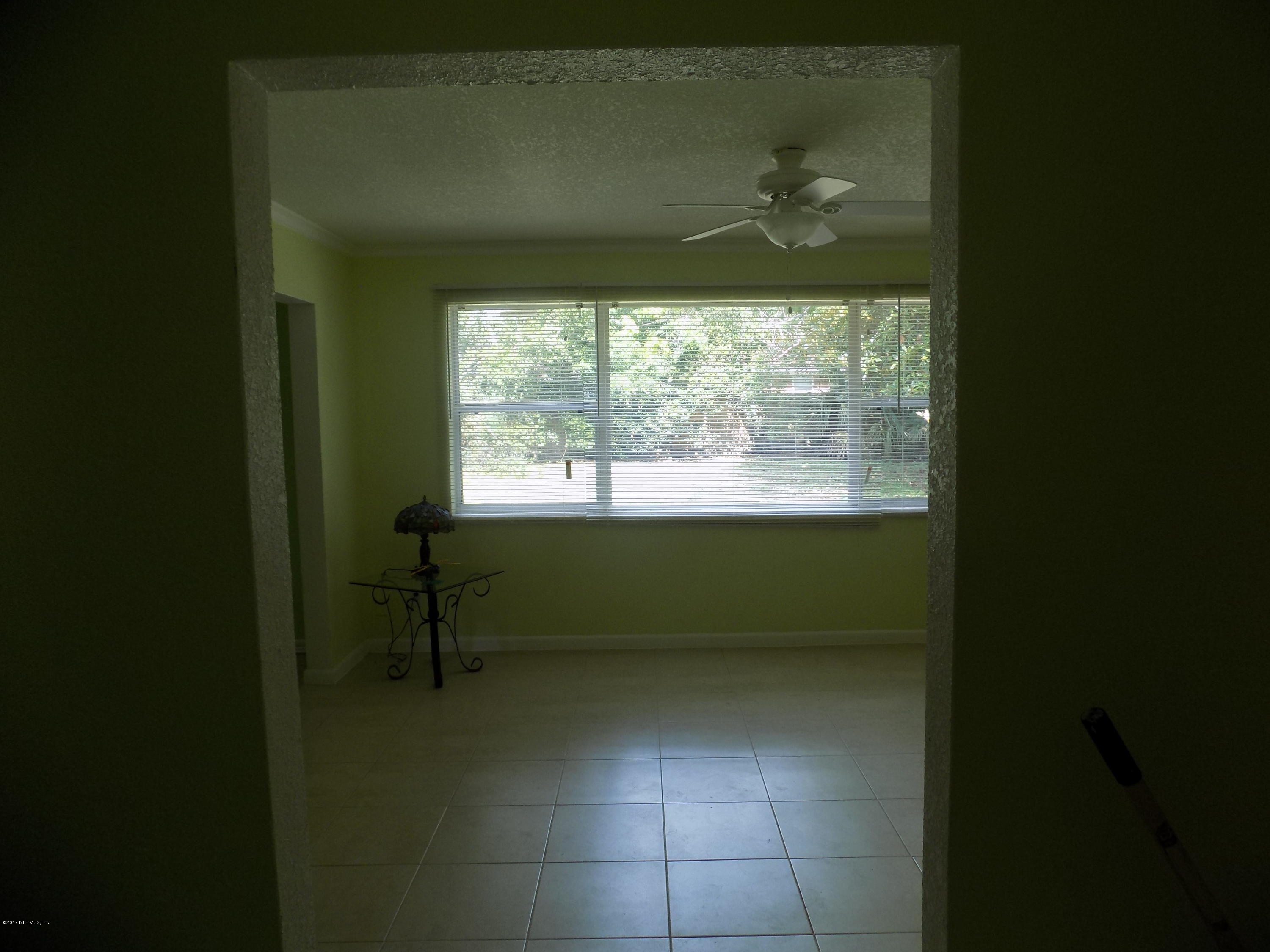 3738 Rogero Road Jacksonville, FL 32277 - Photo 3 of 22