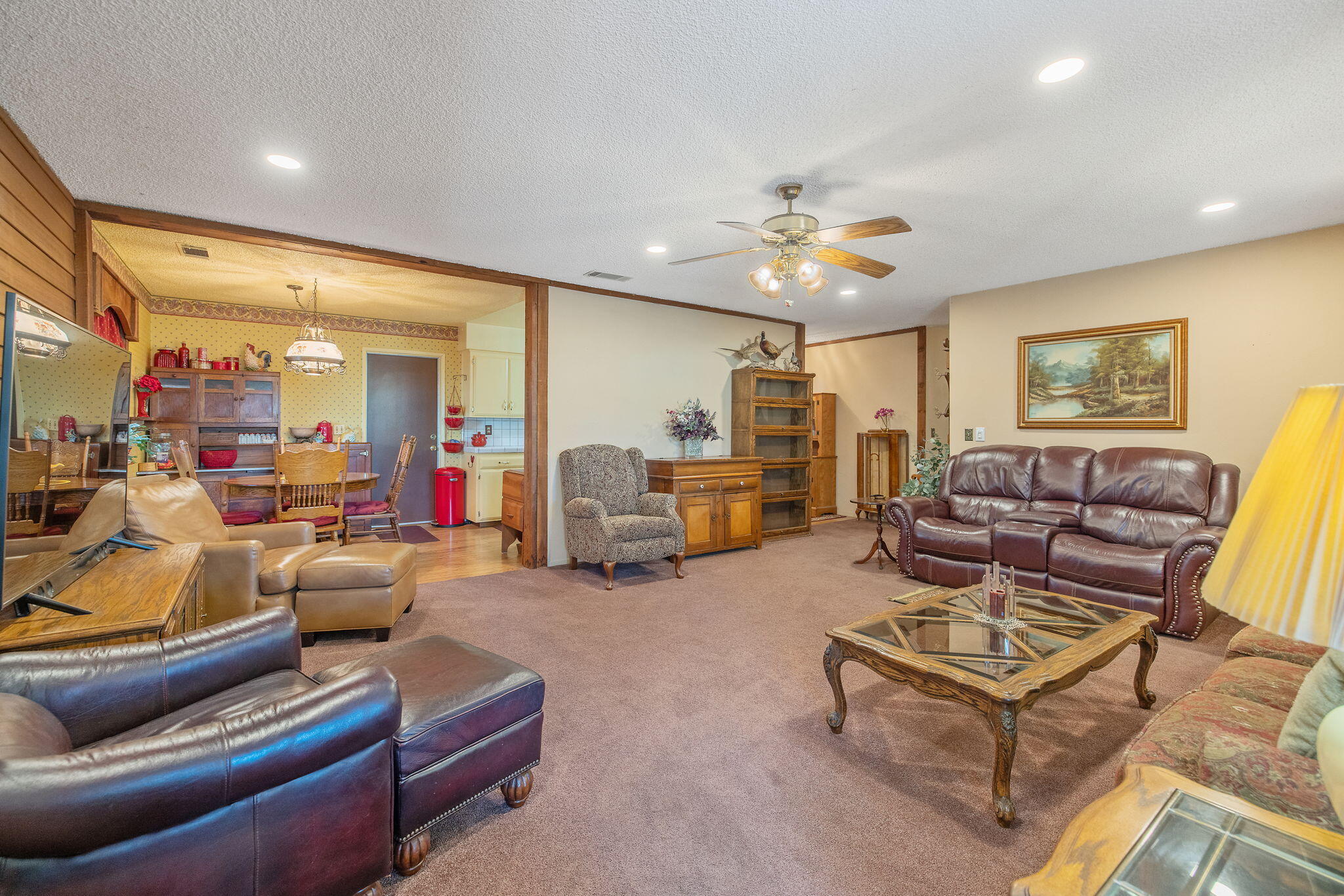 1009 South Rova Court Visalia, CA 93277 - Photo 20 of 57