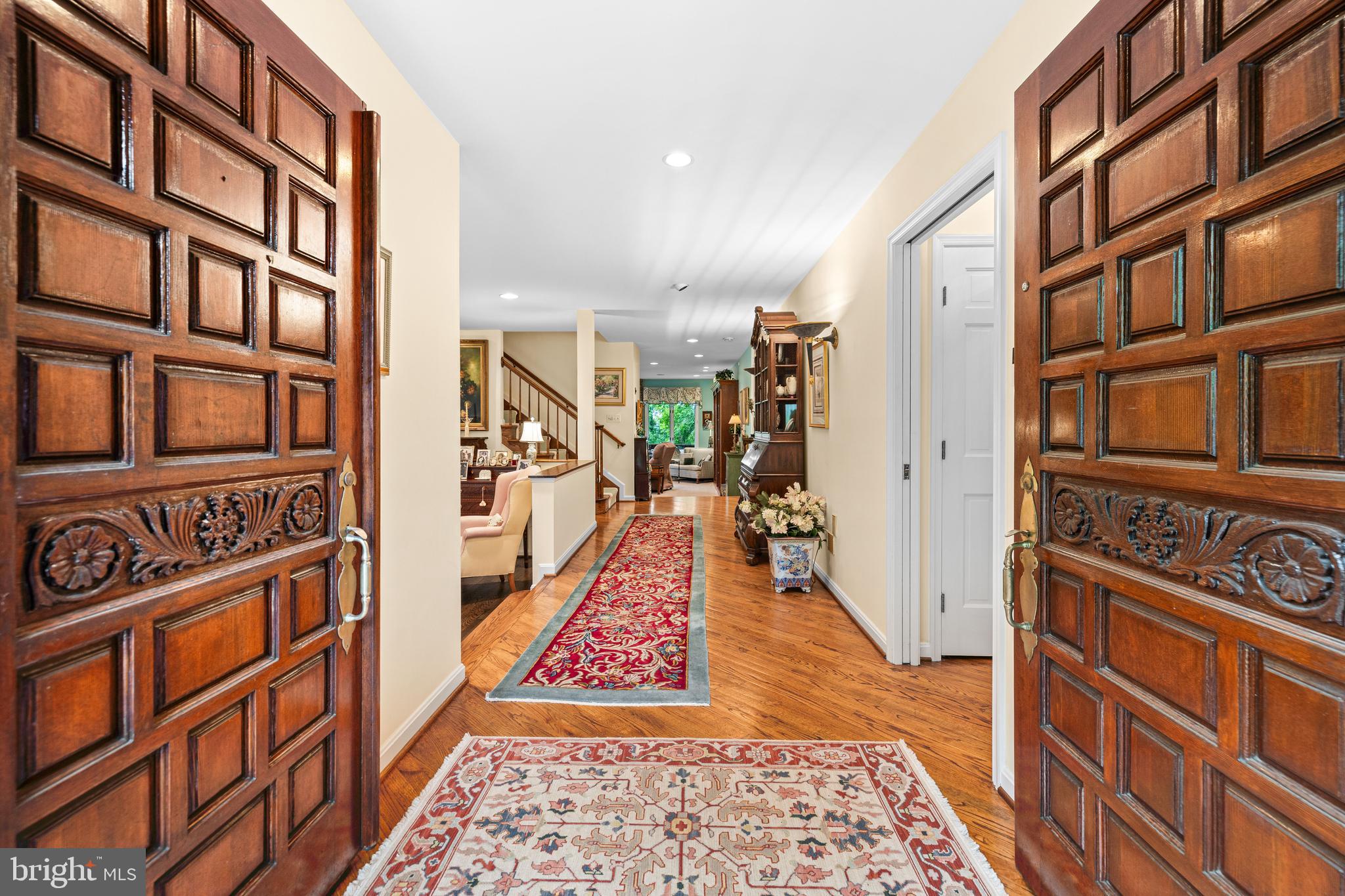 76 Seminary Farm Road Lutherville-Timonium, MD 21093 - Photo 3 of 50 Foyer