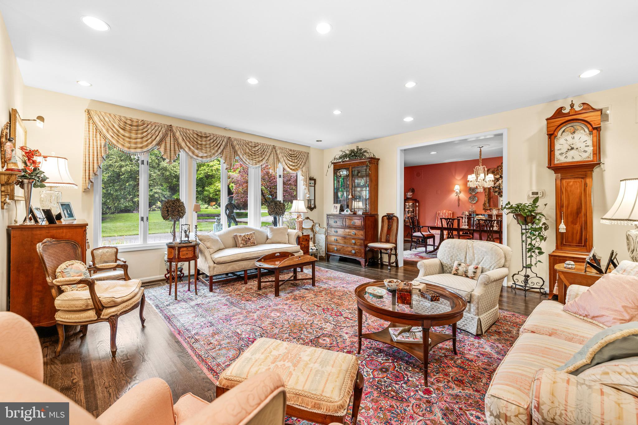 76 Seminary Farm Road Lutherville-Timonium, MD 21093 - Photo 7 of 50 Living Room