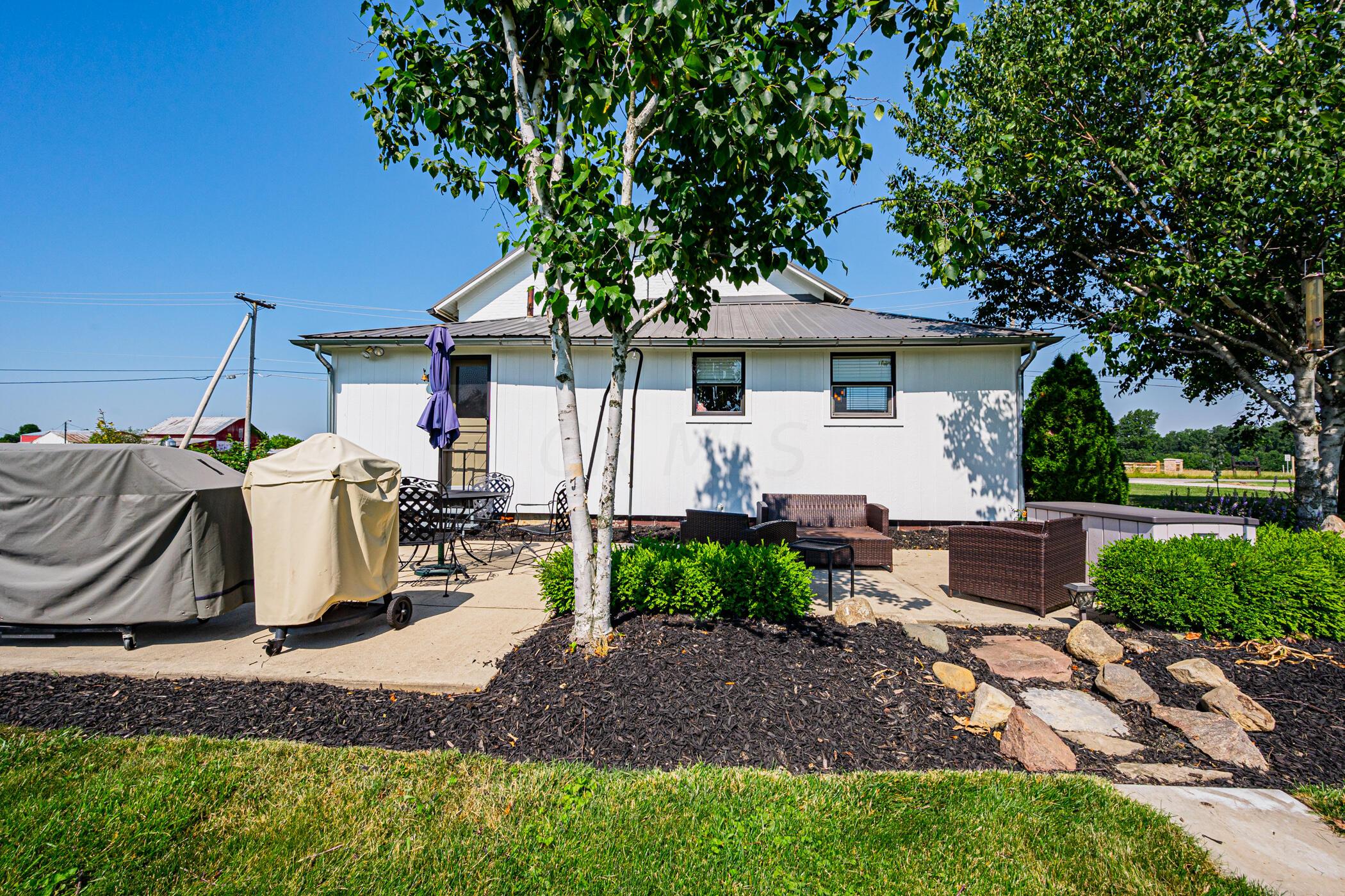 6711 Steitz Road Powell, OH 43065 - Photo 12 of 53 Back Patio