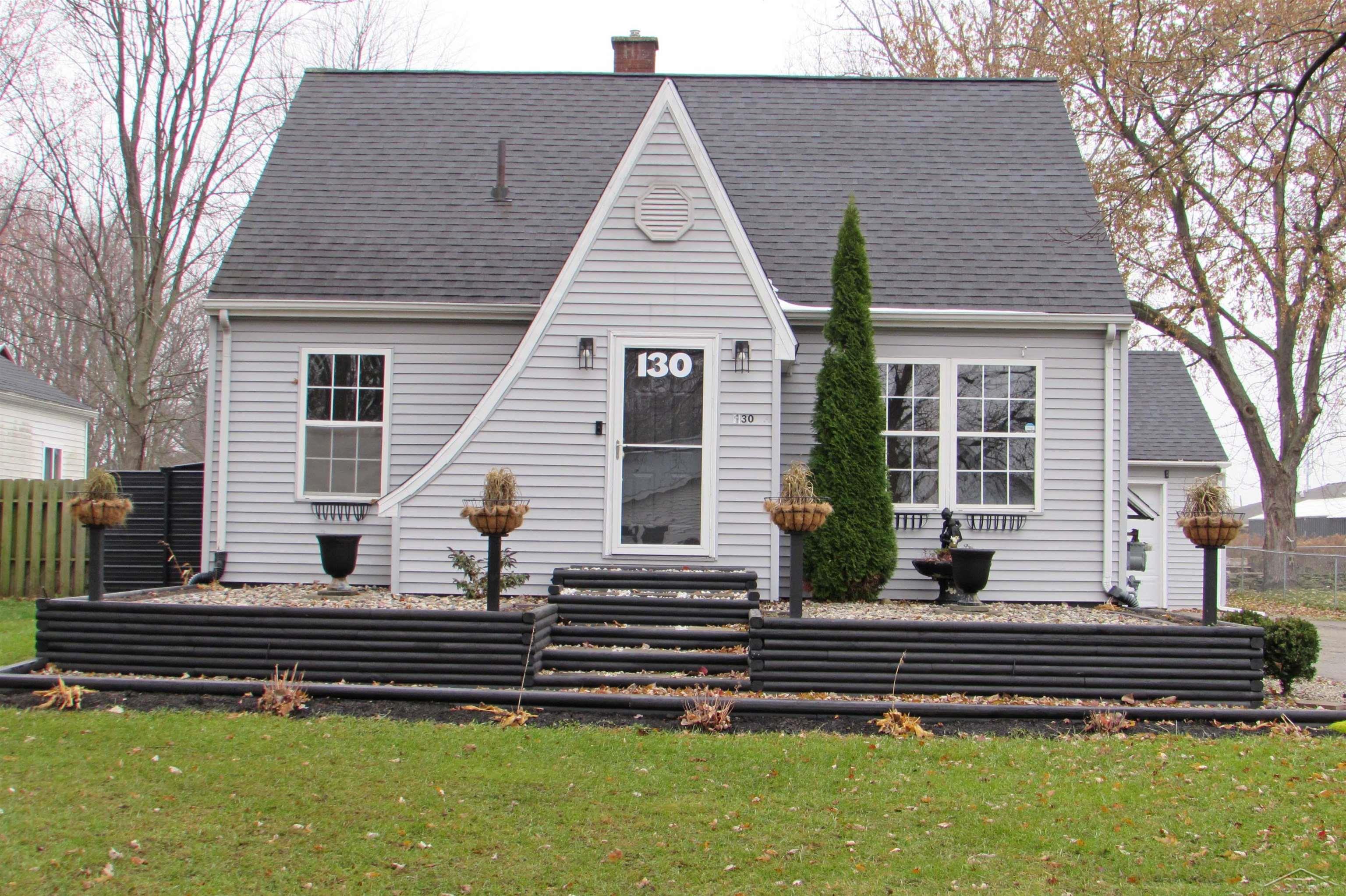 130 Bacon Road Saginaw, MI 48609 - Photo 6 of 40 50194792-27adad4a-f065-49f5-b141-6c425d39de21.JPG