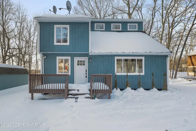 a view of a house with a outdoor space