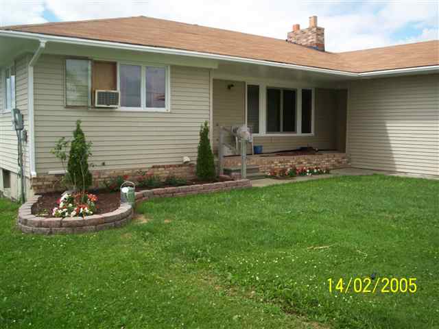33240 School Section Road Richmond, MI 48062 - Photo 2 of 13 31003105-1.JPG